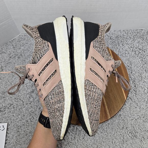Adidas Men 10.5 Ultra Boost 4.0 Ash Pearl Athletic Gym Daily Running Shoe BB6174 - Picture 7 of 12